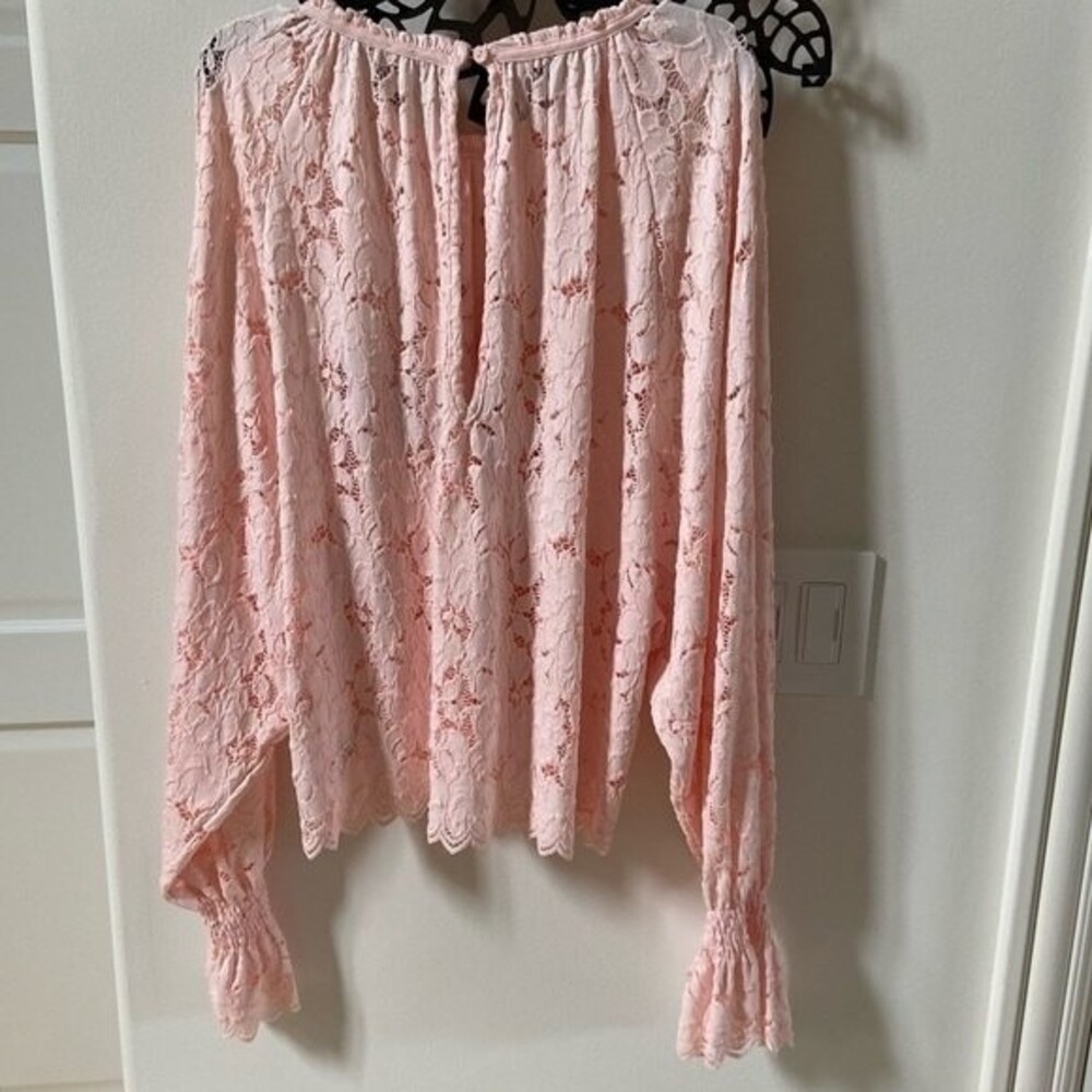 Free People Olivia Lace Tee in Pink S NWOT - Picture 13 of 16